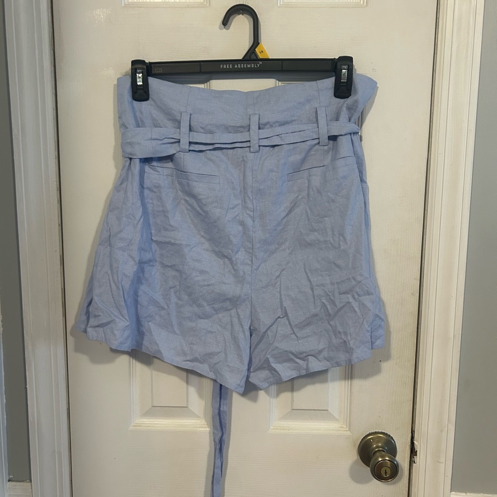 New York & Company Light Blue Linen-Blend Shorts - Picture 2 of 4